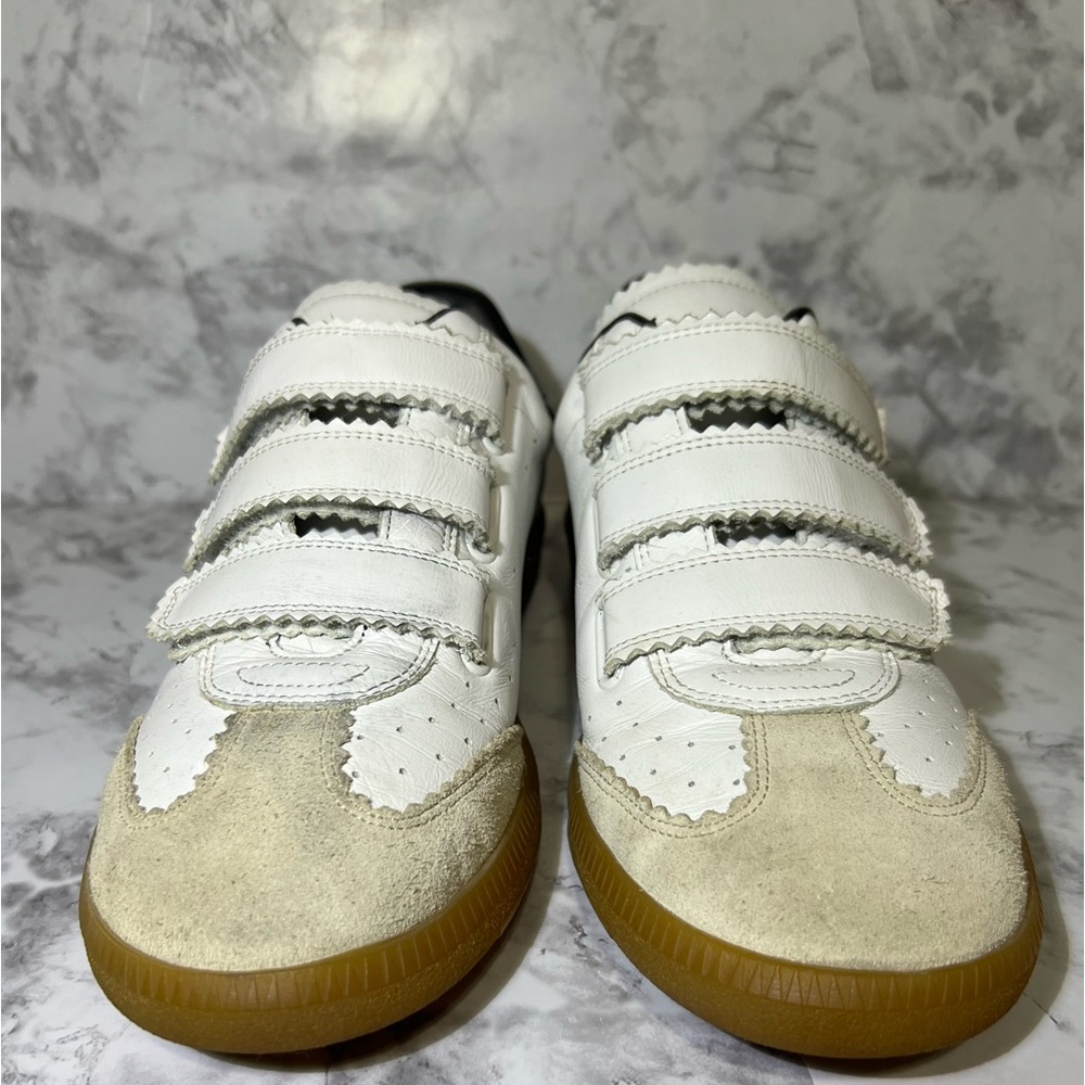 ISABEL MARANT
Beth suede-trimmed leather sneakers